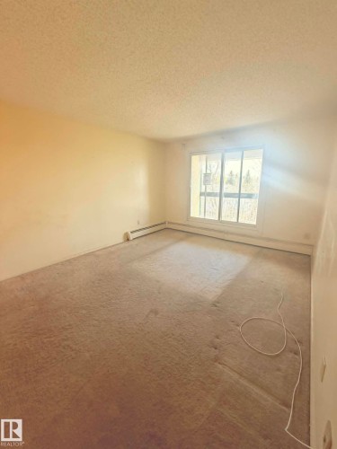 414 4810 Mill Woods Road S, Edmonton, AB - Indoor Photo Showing Other Room