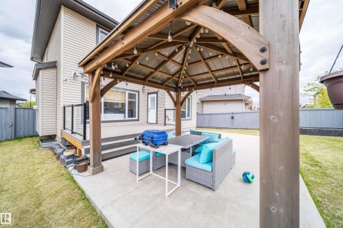 Patio terrace - 1508 Cunningham Cape Cape, Edmonton, AB - Outdoor