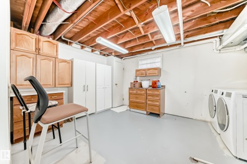 Laundry room - 14123 96 Street, Edmonton, AB 