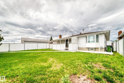 Back house - 14123 96 Street, Edmonton, AB 