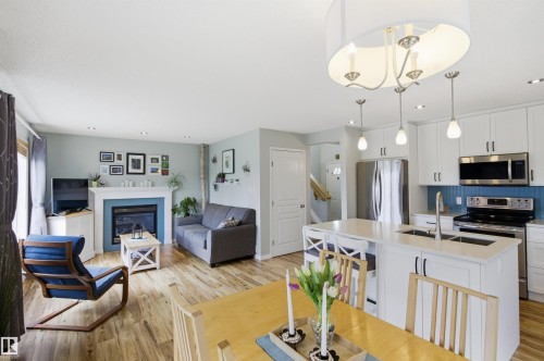 8915 8 Avenue, Edmonton, AB 