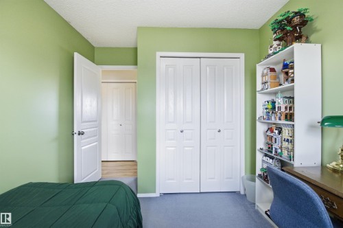 8915 8 Avenue, Edmonton, AB 