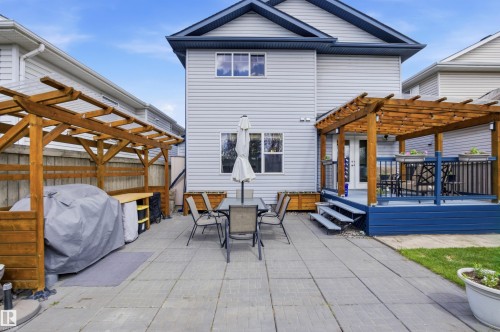 8915 8 Avenue, Edmonton, AB 