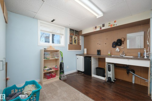 17828 91 Street, Edmonton, AB - Indoor Photo Showing Other Room