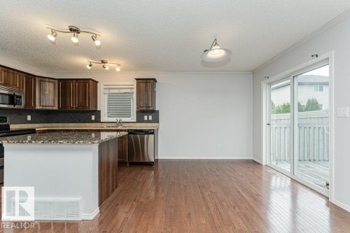 2314 Lemieux Place, Edmonton, AB - Indoor Photo Showing Kitchen