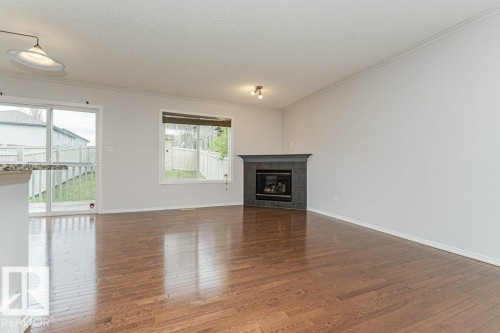 2314 Lemieux Place, Edmonton, AB - Indoor With Fireplace