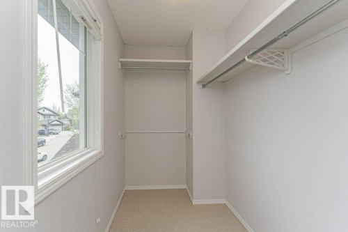 2314 Lemieux Place, Edmonton, AB - Indoor Photo Showing Other Room