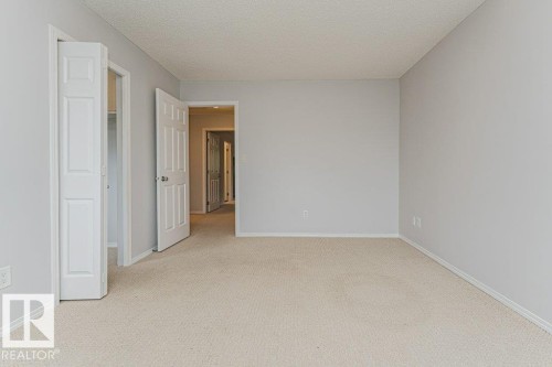 2314 Lemieux Place, Edmonton, AB - Indoor Photo Showing Other Room