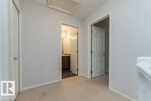 2314 Lemieux Place, Edmonton, AB - Indoor Photo Showing Other Room