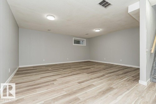 2314 Lemieux Place, Edmonton, AB - Indoor