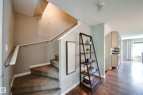 3365 Orchards Link Link, Edmonton, AB - Indoor Photo Showing Other Room