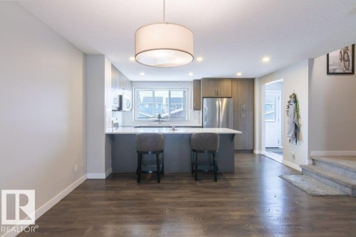 215 Southfork Drive, Leduc, AB - Indoor Photo Showing Other Room