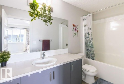 215 Southfork Drive, Leduc, AB - Indoor Photo Showing Bathroom