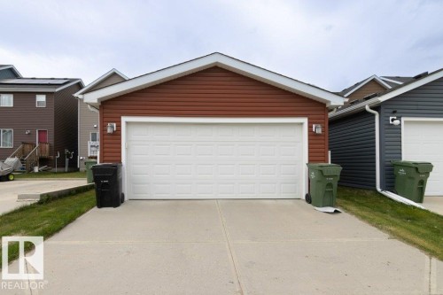 215 Southfork Drive, Leduc, AB - Outdoor