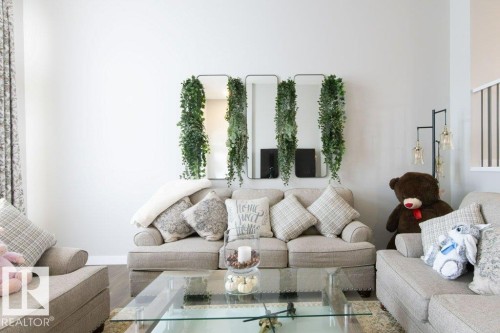 215 Southfork Drive, Leduc, AB - Indoor Photo Showing Living Room