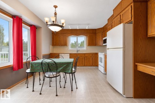 5536 42 Street, Drayton Valley, AB - Indoor