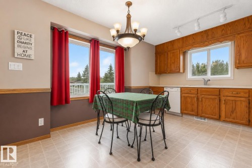5536 42 Street, Drayton Valley, AB - Indoor Photo Showing Dining Room