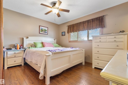 5536 42 Street, Drayton Valley, AB - Indoor Photo Showing Bedroom