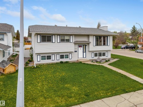 5536 42 Street  Drayton Valley, AB T7A 1A7