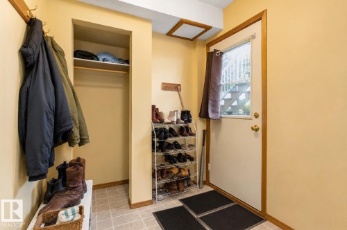 5536 42 Street, Drayton Valley, AB - Indoor