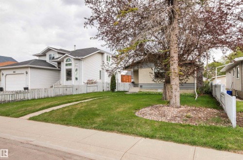 9025 152 Street, Edmonton, AB - Outdoor
