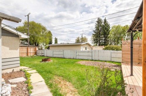 9025 152 Street, Edmonton, AB - Outdoor