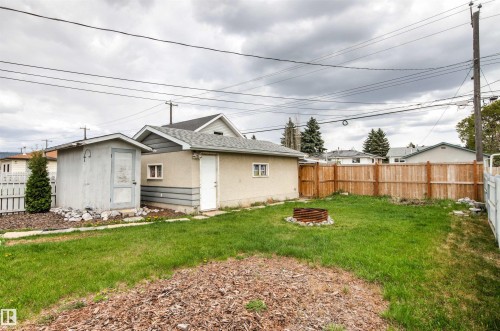 9025 152 Street, Edmonton, AB - Outdoor