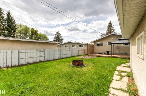 9025 152 Street, Edmonton, AB - Outdoor