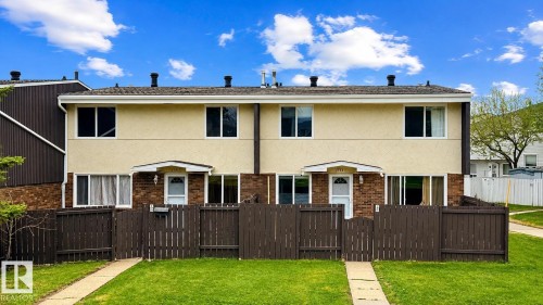 196 Roseland Village, Edmonton, AB - Outdoor