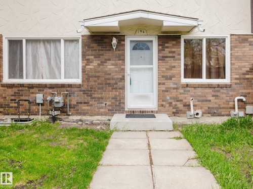196 Roseland Village, Edmonton, AB - Outdoor