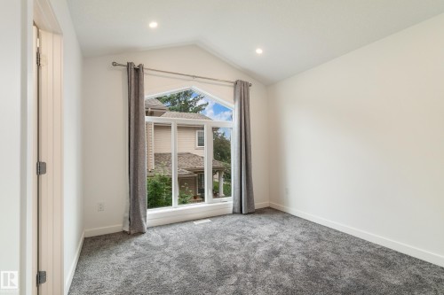 15204 108 Avenue, Edmonton, AB - Indoor Photo Showing Other Room