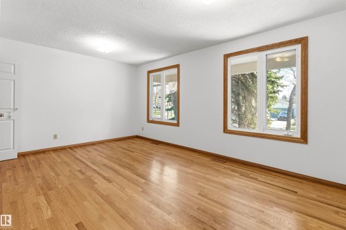 74 Andrew Crescent, St. Albert, AB - Indoor Photo Showing Other Room