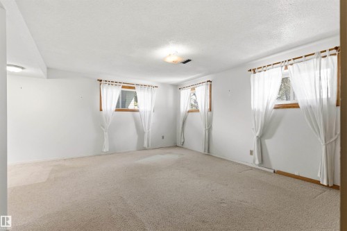 74 Andrew Crescent, St. Albert, AB - Indoor Photo Showing Other Room