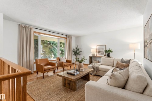74 Andrew Crescent, St. Albert, AB - Indoor Photo Showing Living Room
