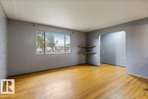 13218 116 Avenue, Edmonton, AB - Indoor Photo Showing Other Room