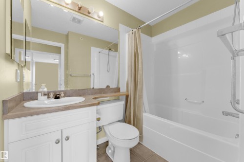 440 3425 19 Street, Edmonton, AB - Indoor Photo Showing Bathroom