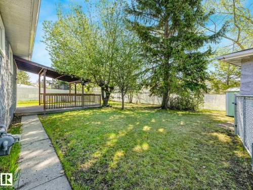 17603 84 Avenue Nw, Edmonton, AB - Outdoor