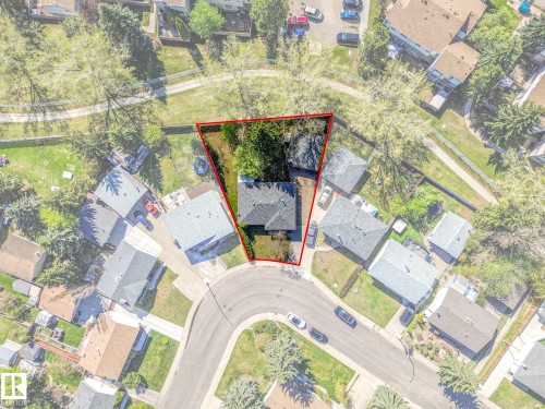 17603 84 Avenue Nw, Edmonton, AB - 
