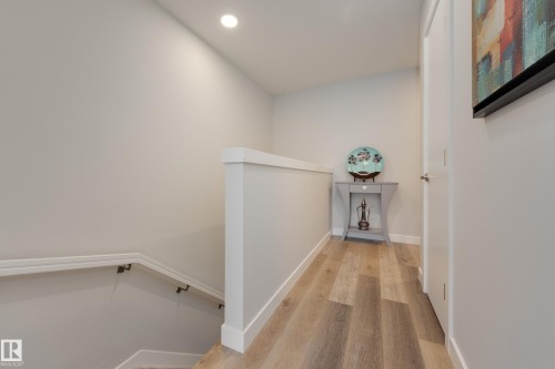 34 1729 Keene Crescent, Edmonton, AB - Indoor Photo Showing Other Room
