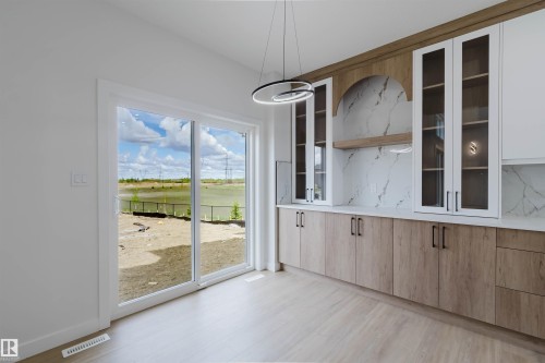 806 Elderberry Court, Edmonton, AB - Indoor