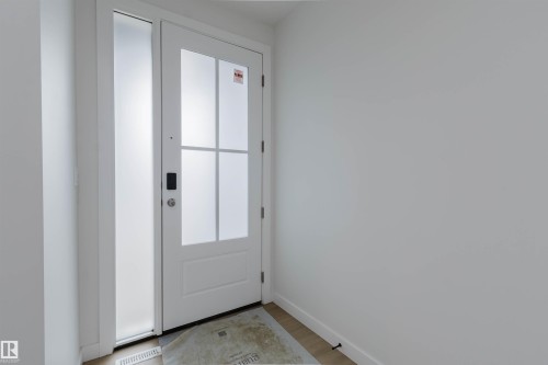 806 Elderberry Court, Edmonton, AB - Indoor Photo Showing Other Room