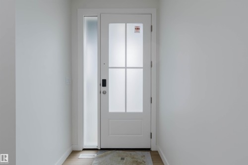 806 Elderberry Court, Edmonton, AB - Indoor Photo Showing Other Room