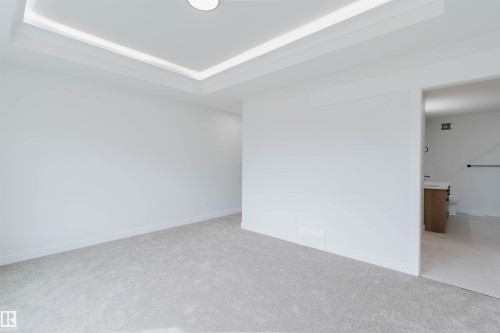 806 Elderberry Court, Edmonton, AB - Indoor Photo Showing Other Room