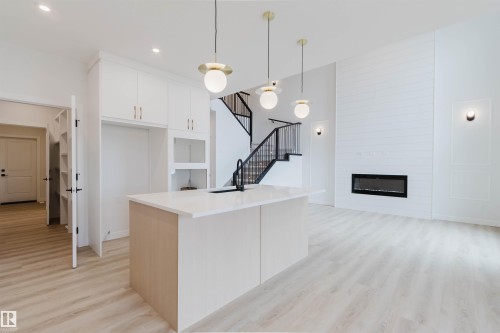 224 Edgemont Green, Edmonton, AB - Indoor Photo Showing Other Room
