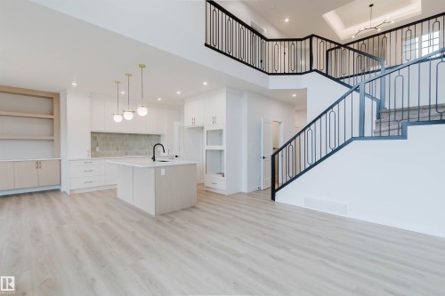224 Edgemont Green, Edmonton, AB - Indoor Photo Showing Other Room