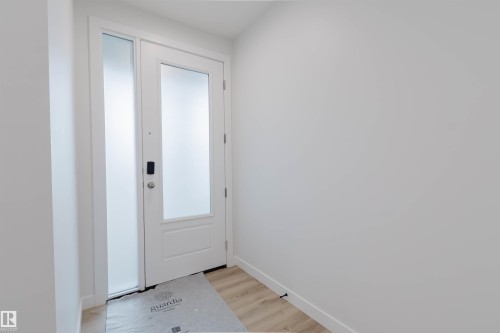 224 Edgemont Green, Edmonton, AB - Indoor Photo Showing Other Room
