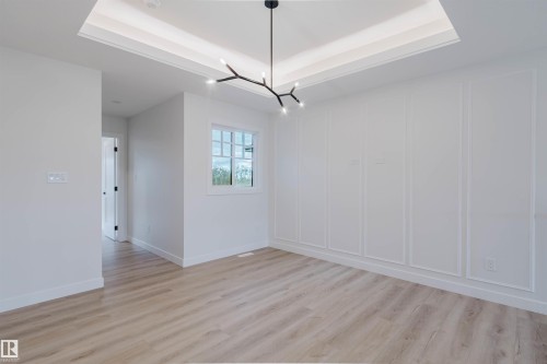 224 Edgemont Green, Edmonton, AB - Indoor Photo Showing Other Room