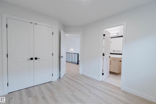 224 Edgemont Green, Edmonton, AB - Indoor Photo Showing Other Room