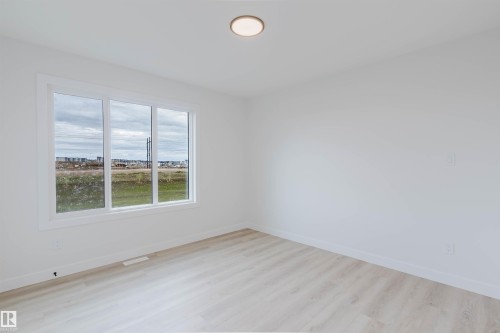 224 Edgemont Green, Edmonton, AB - Indoor Photo Showing Other Room