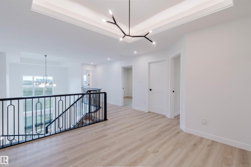 224 Edgemont Green, Edmonton, AB - Indoor Photo Showing Other Room